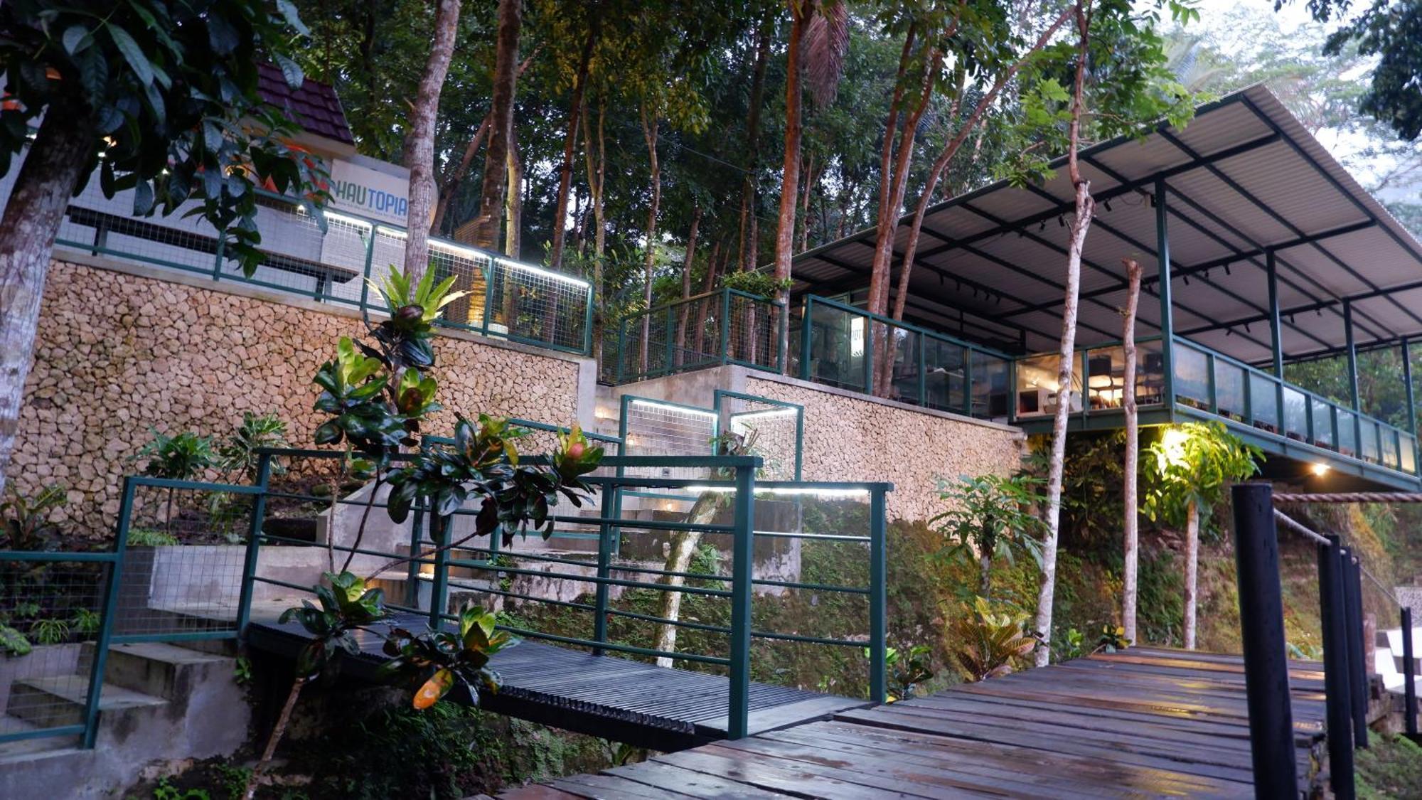 Hau Eco Lodges Citumang Pangandaran Exterior photo
