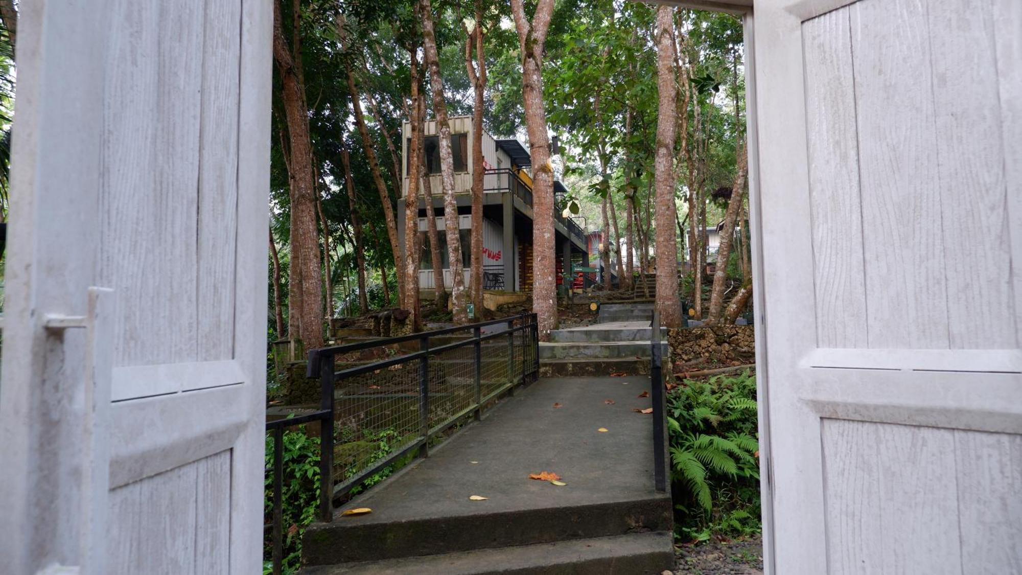 Hau Eco Lodges Citumang Pangandaran Exterior photo